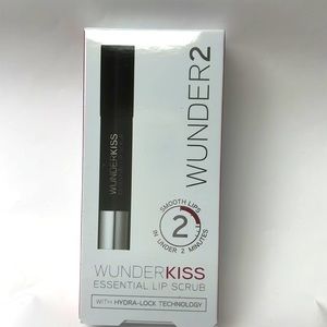 Wunder2 Wunder Kiss Essential Lip Scrub